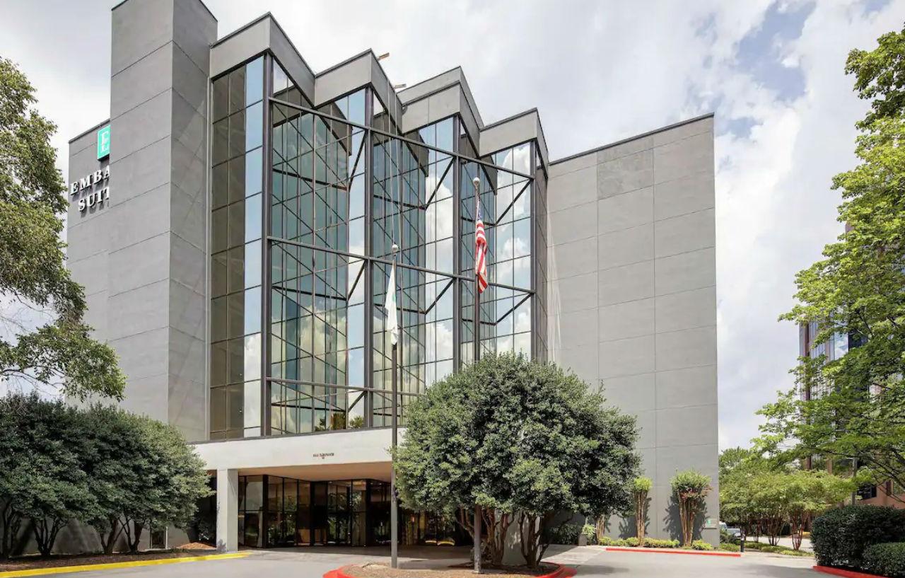 Embassy Suites Atlanta Perimeter Sandy Springs Bagian luar foto