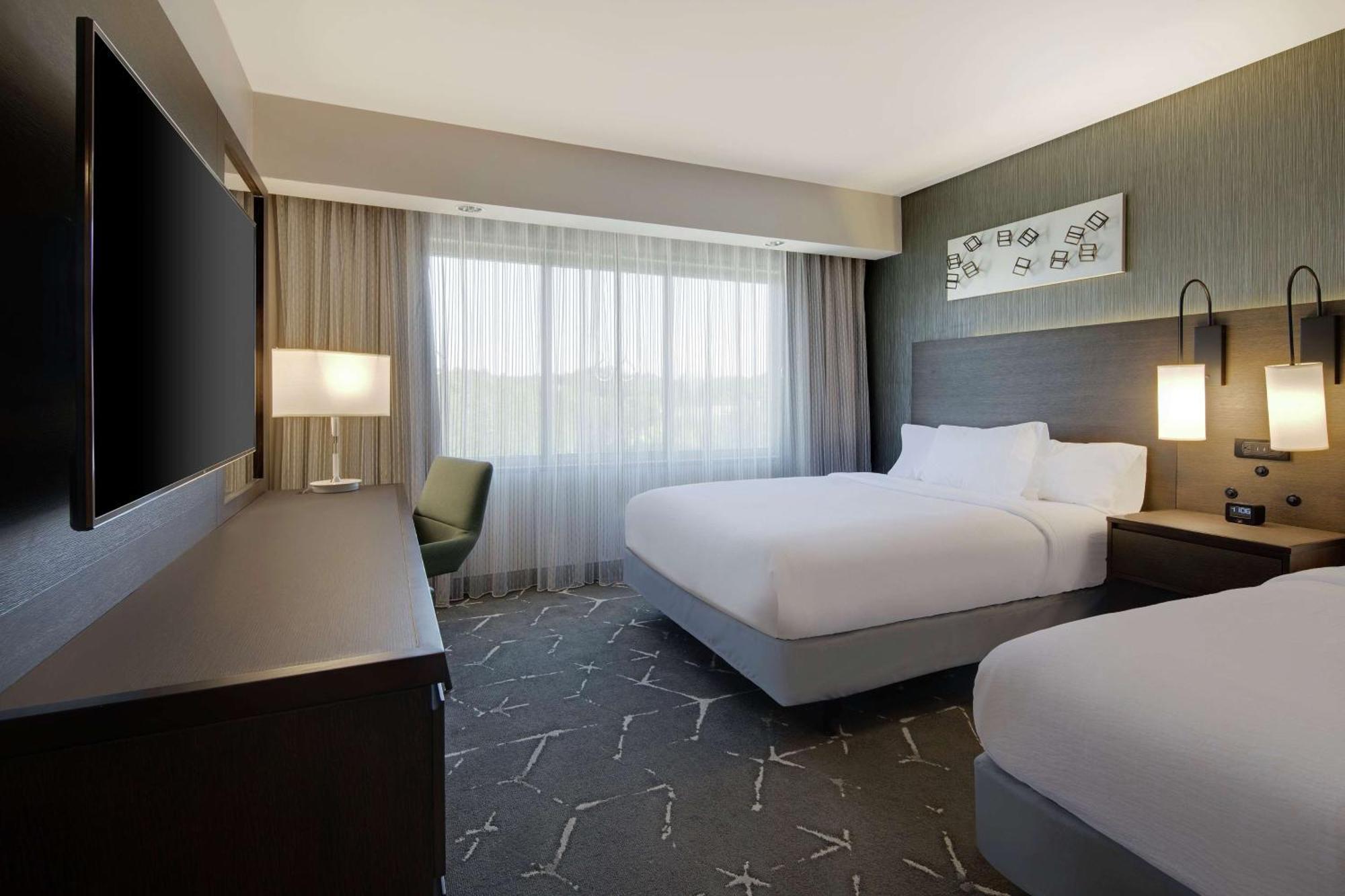 Embassy Suites Atlanta Perimeter Sandy Springs Bagian luar foto