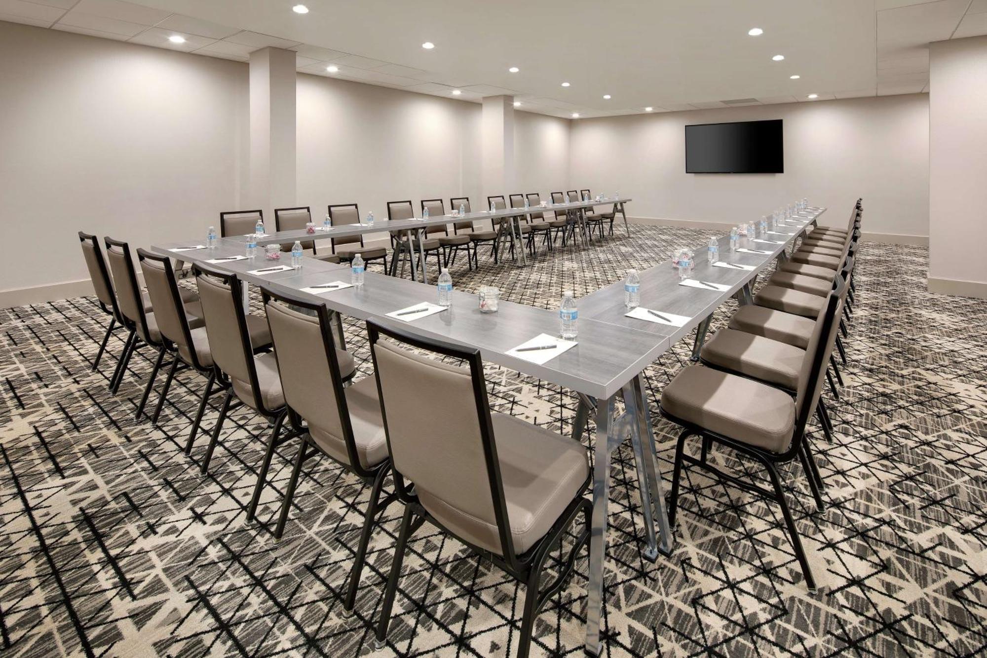 Embassy Suites Atlanta Perimeter Sandy Springs Bagian luar foto