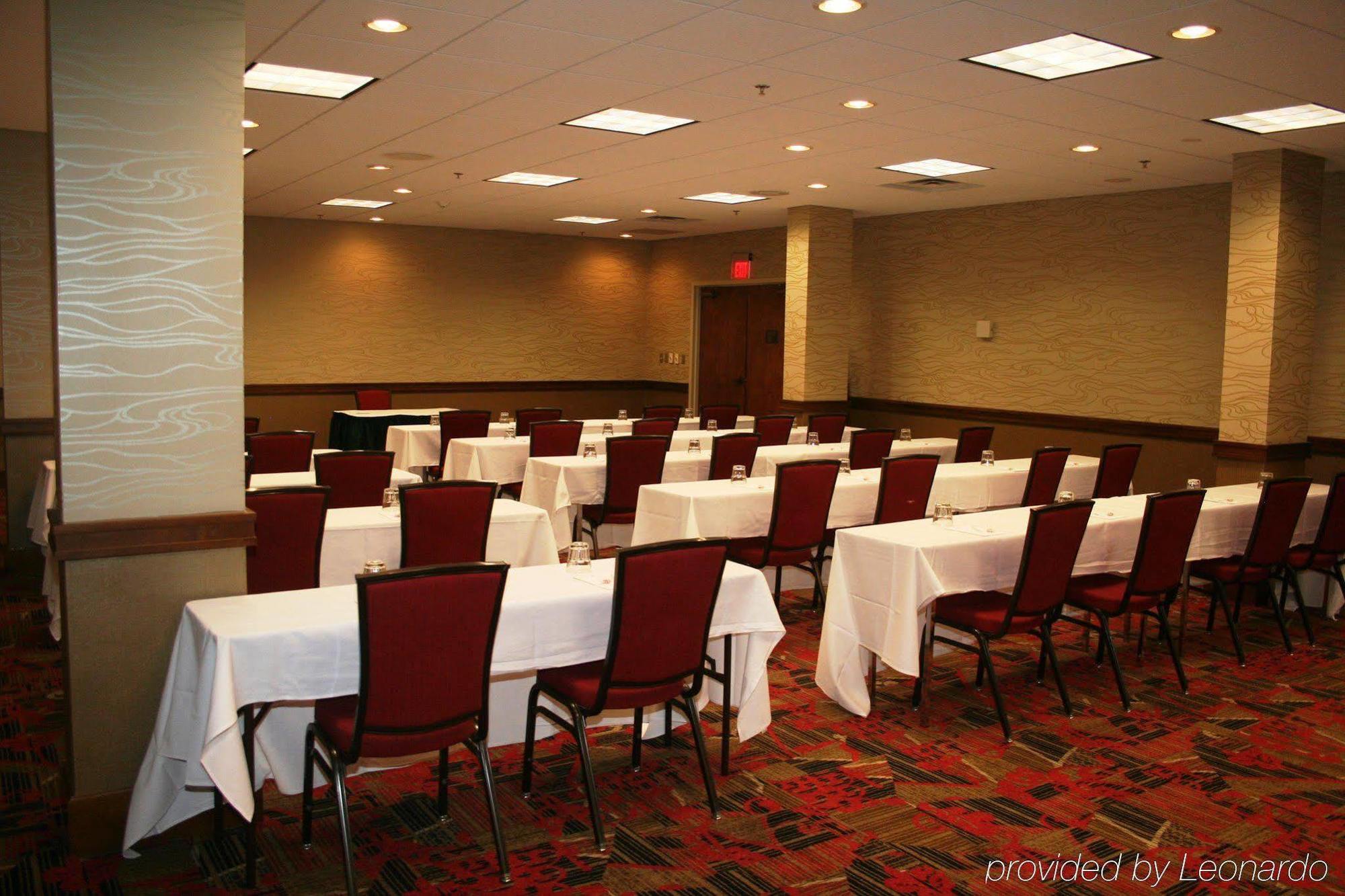 Embassy Suites Atlanta Perimeter Sandy Springs Fasilitas foto